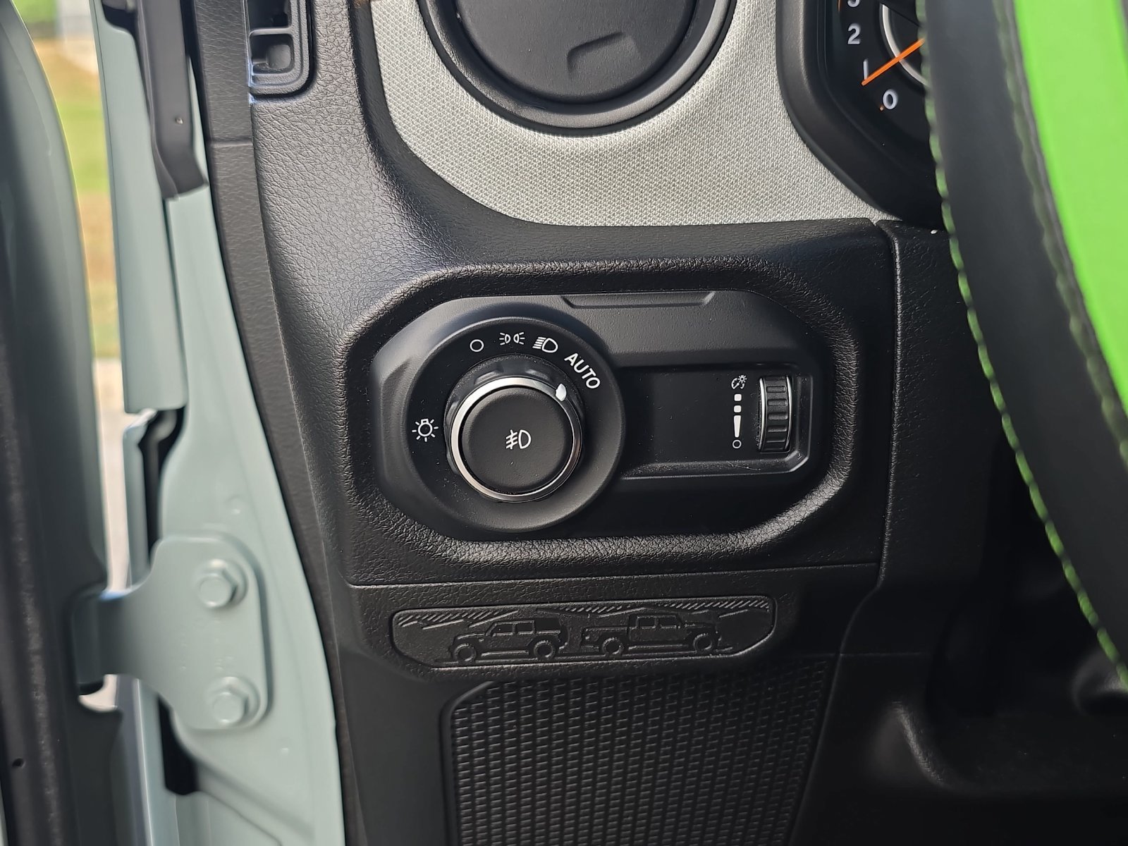 Used 2024 Jeep Wrangler Sport AWD/4WD image 21