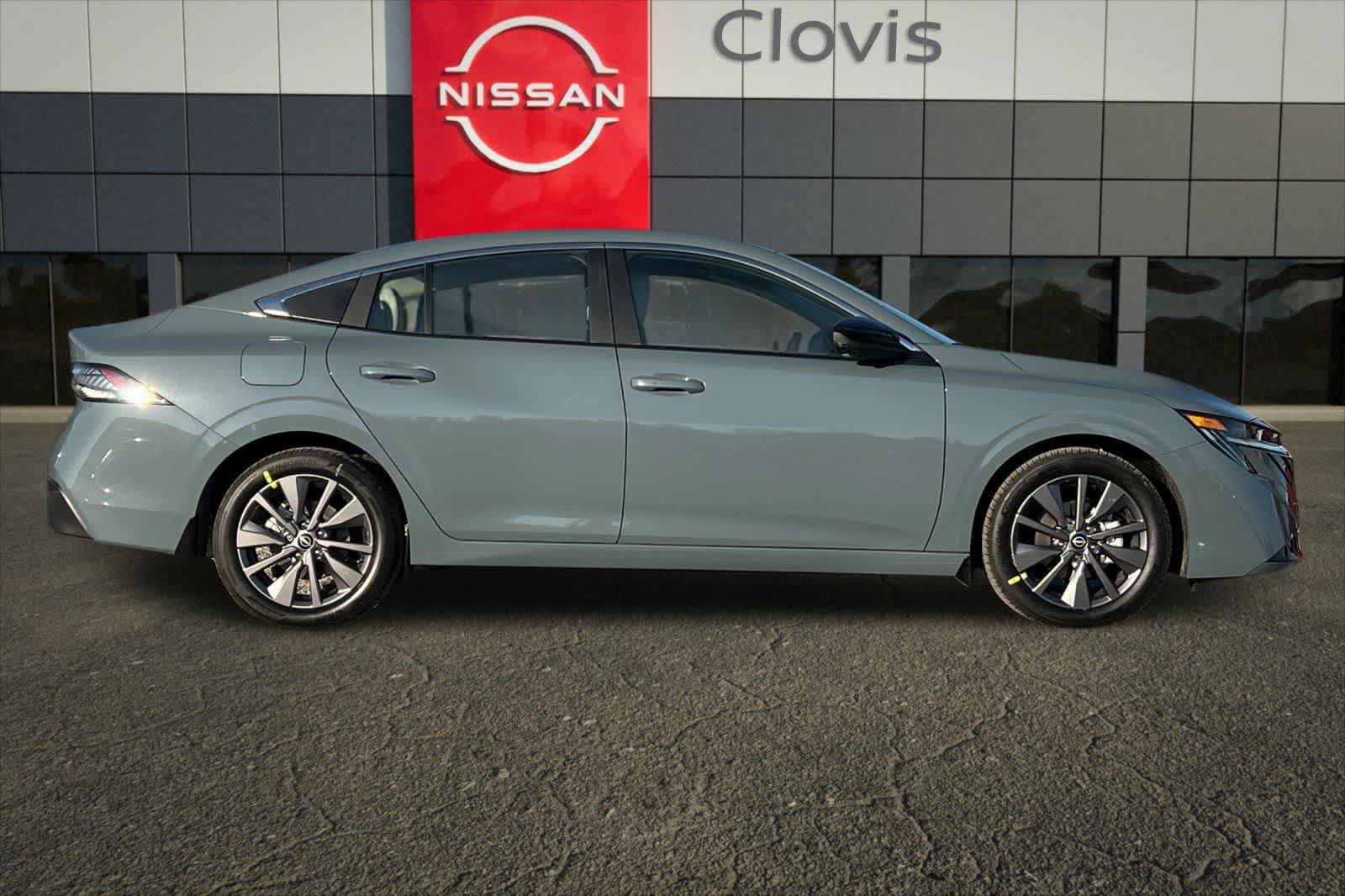 Used 2026 Nissan Sentra SL w/ Floor Mat Package FWD image 7
