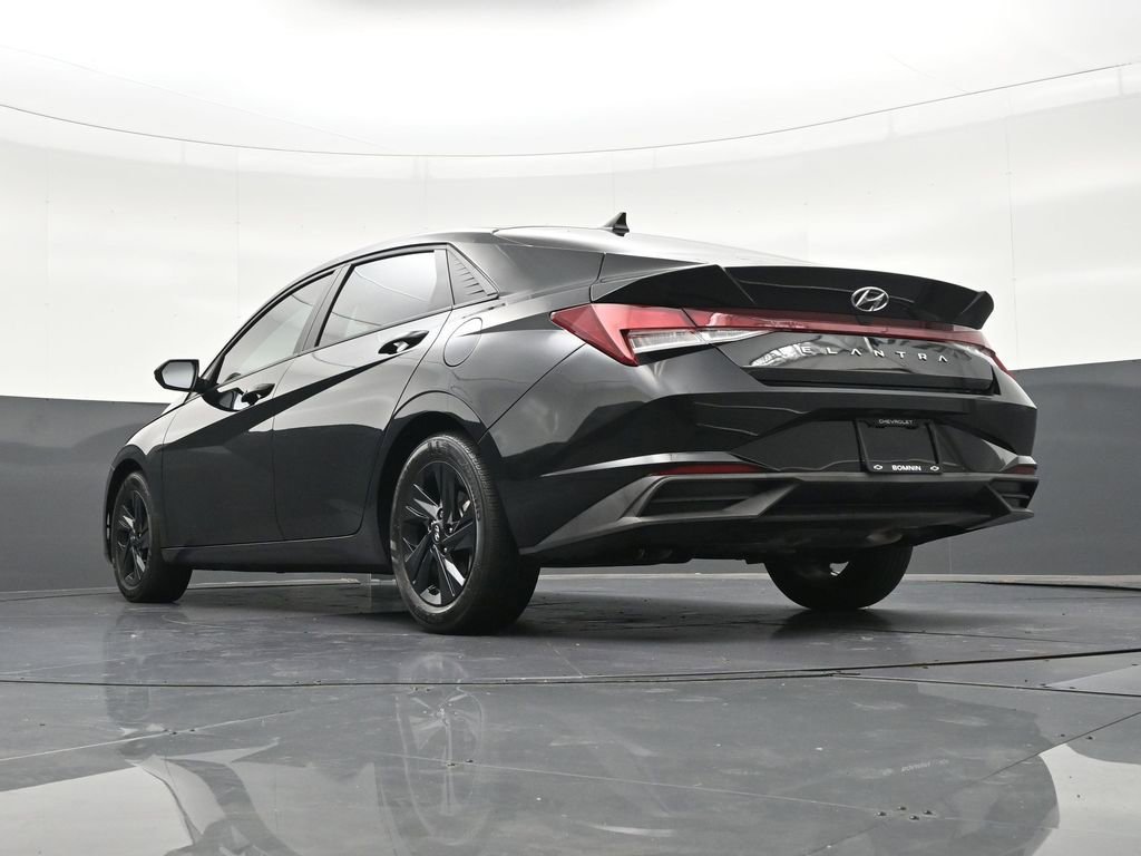 Used 2023 Hyundai Elantra SEL FWD image 32