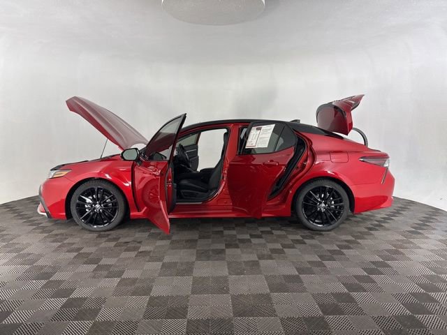 Used 2024 Toyota Camry XSE image 11