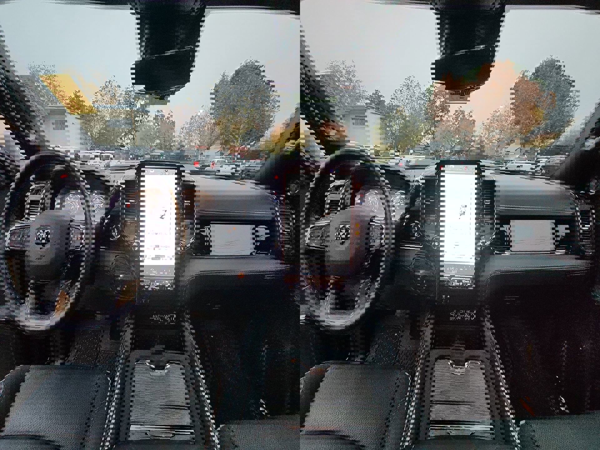 Used 2025 RAM 2500 Limited image 27