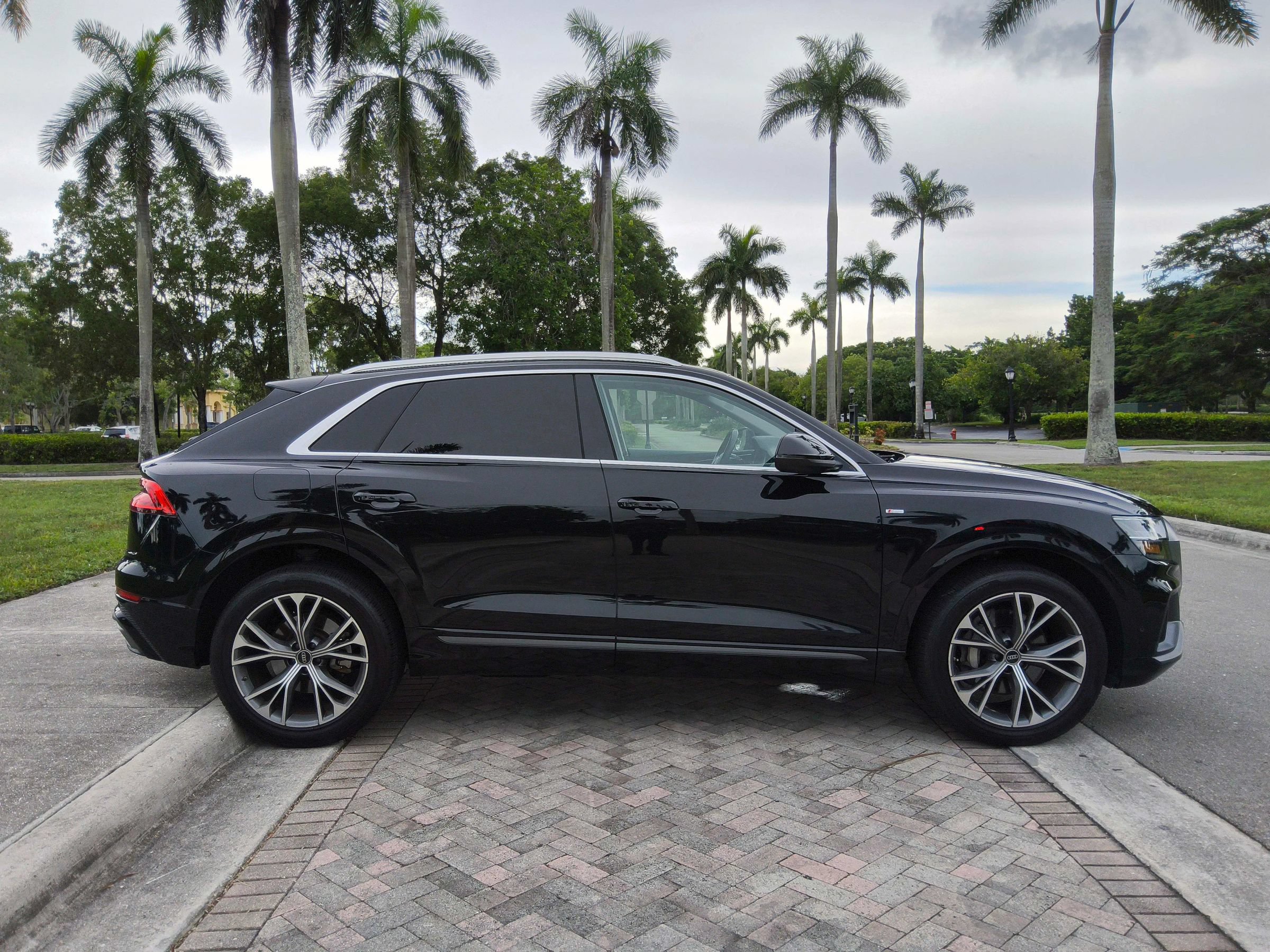 Used 2023 Audi Q8 Premium Plus w/ Premium Plus Package AWD/4WD image 21