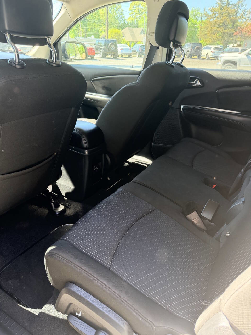Used 2019 Dodge Journey SE w/ Connectivity Group image 2