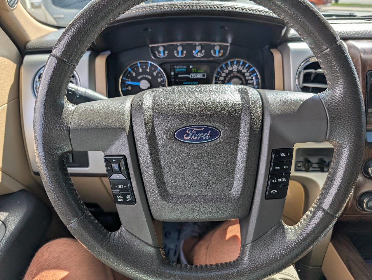 Used 2013 Ford F150 Lariat w/ Luxury Equipment Group image 20