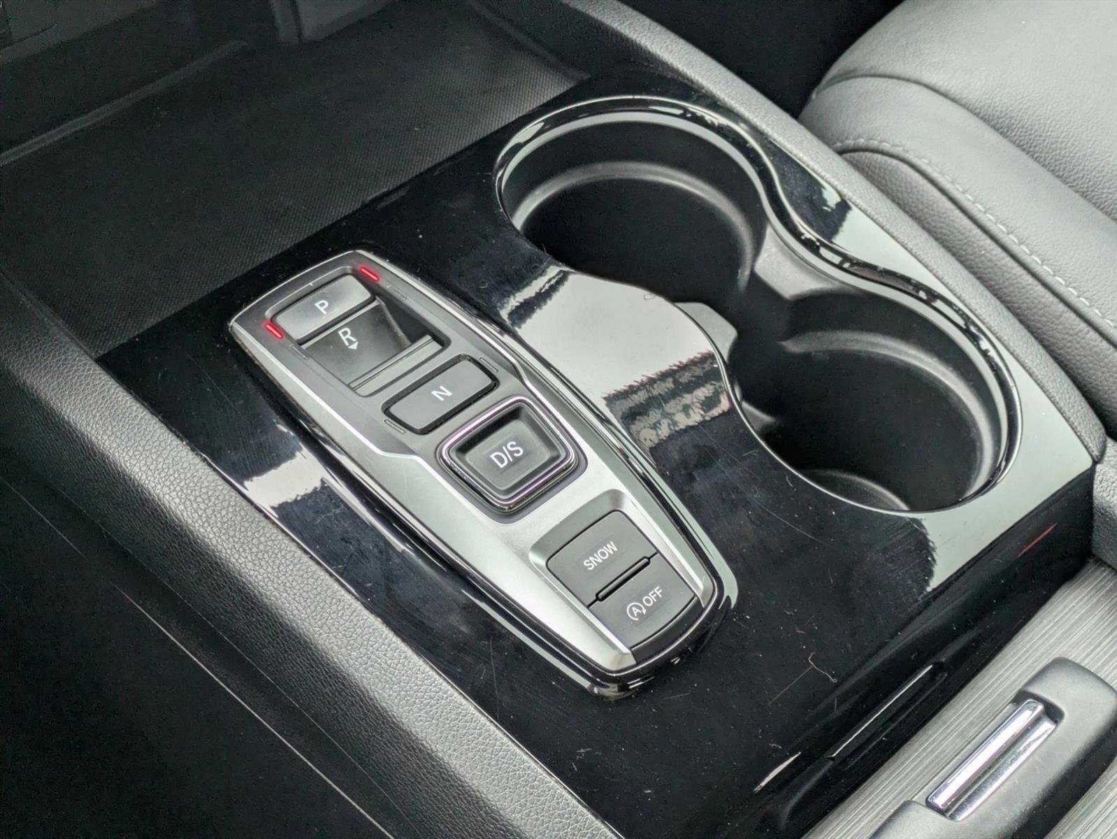 Used 2021 Honda Pilot Touring image 14