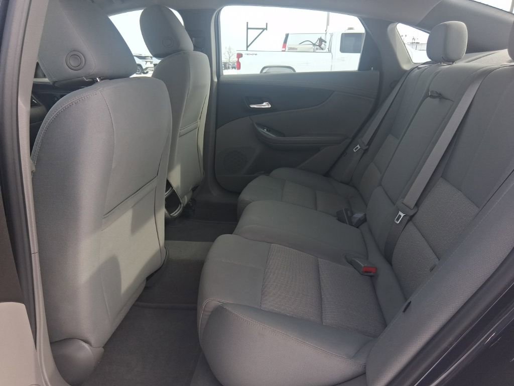 Used 2014 Chevrolet Impala LS image 14