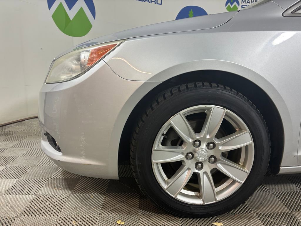 Used 2013 Buick LaCrosse Leather image 32