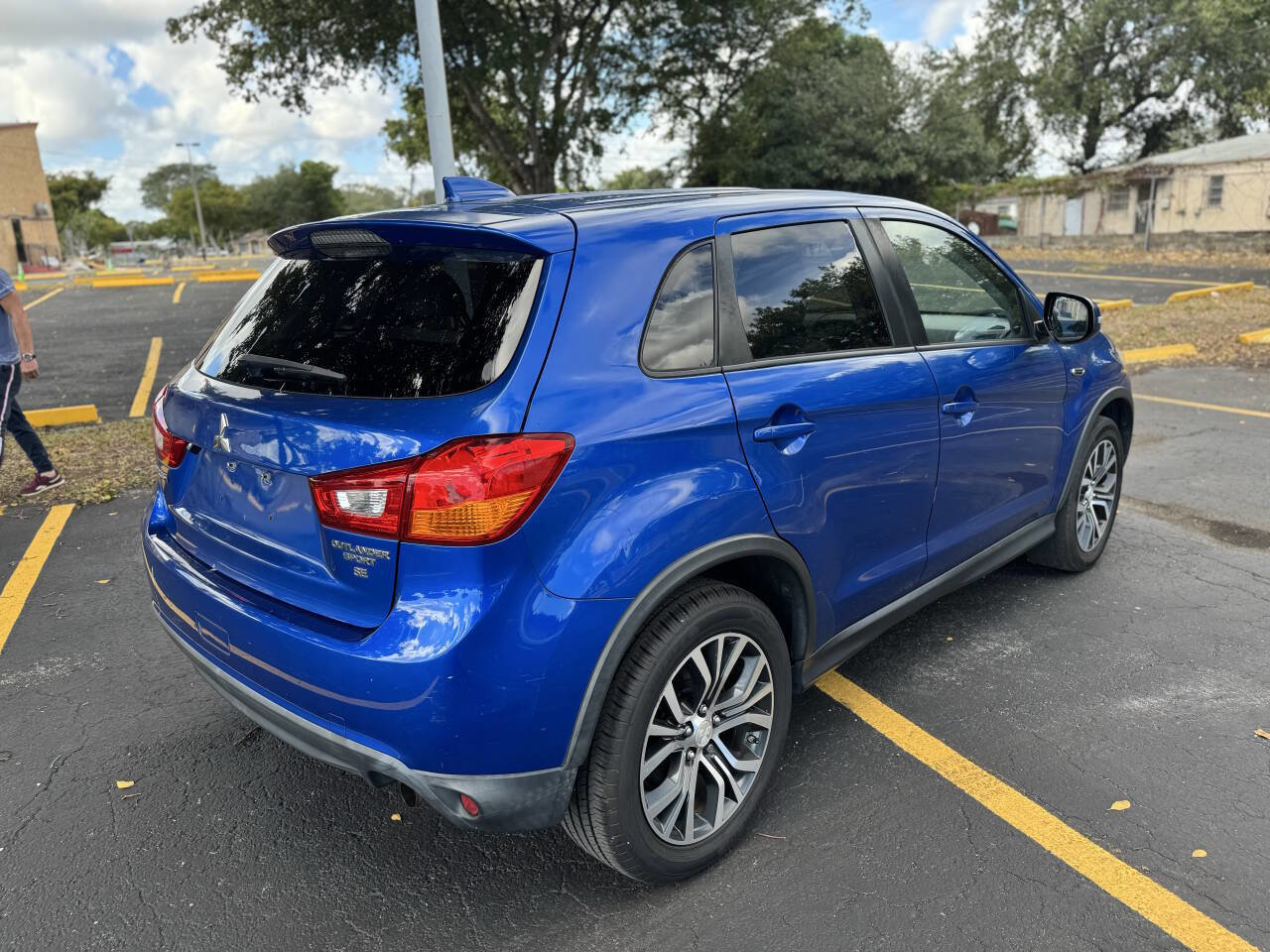 Used 2017 Mitsubishi Outlander Sport SE image 5
