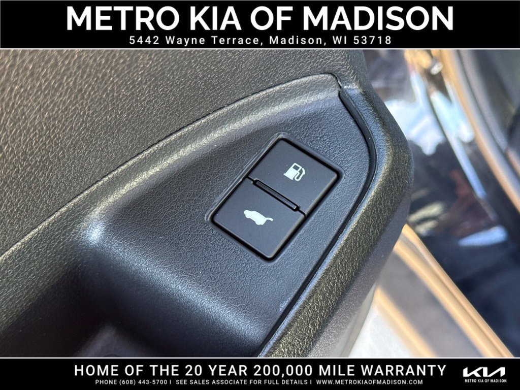 Used 2023 Honda Passport TrailSport image 13