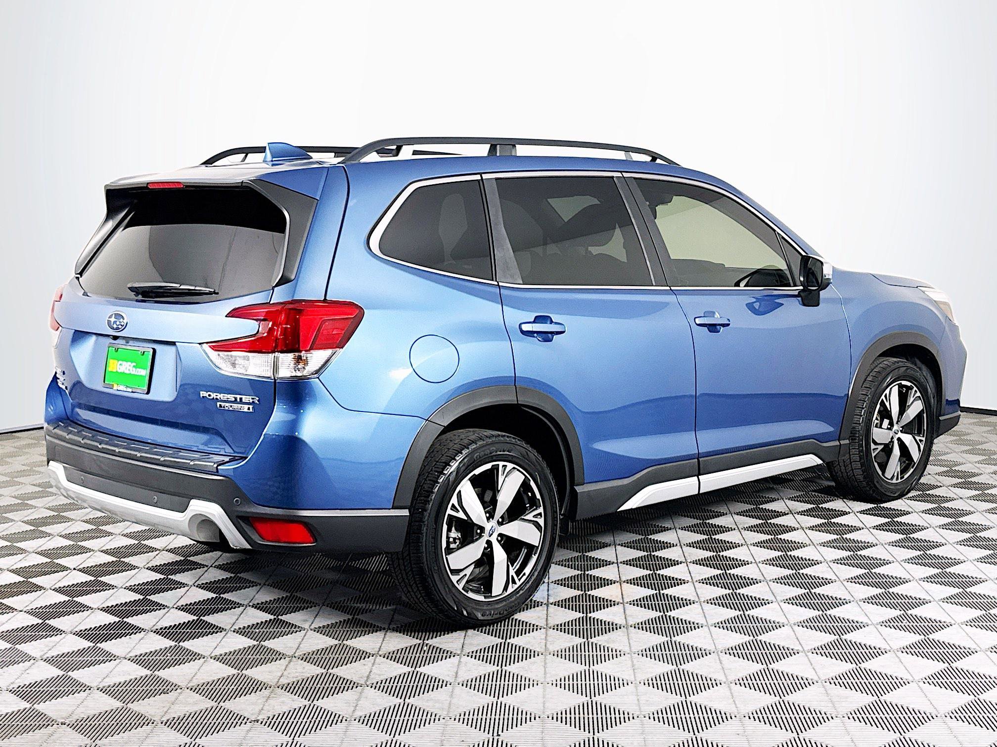 Used 2020 Subaru Forester Touring image 10