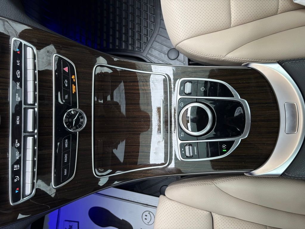 Used 2020 Mercedes-Benz C 300 4MATIC Sedan image 40