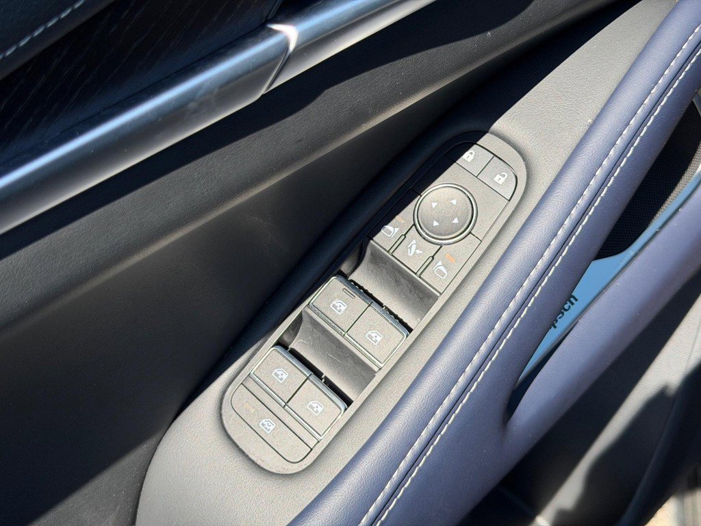 Used 2026 INFINITI QX60 Sport w/ Dark Cargo Package AWD/4WD image 17