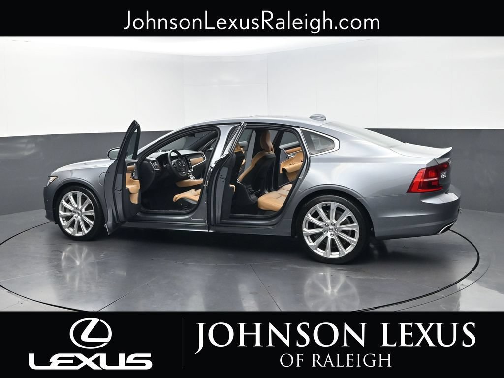 Used 2020 Volvo S90 T8 Inscription AWD/4WD image 37
