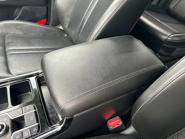 Used 2023 Kia Sorento SX AWD/4WD image 32