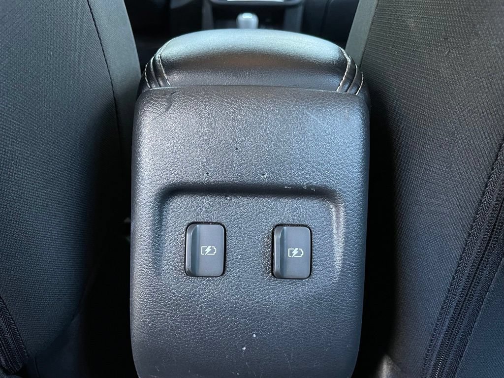 Used 2023 Nissan Kicks SV FWD image 28