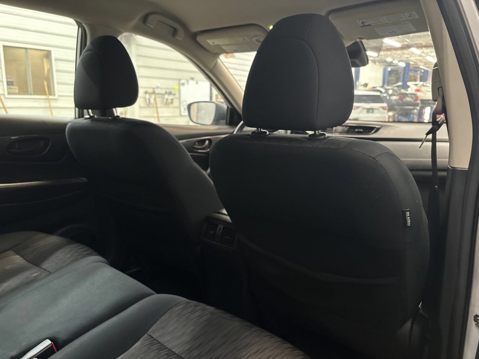 Used 2019 Nissan Rogue S AWD/4WD image 30