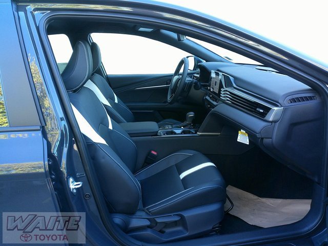 New 2025 Toyota Camry SE image 27