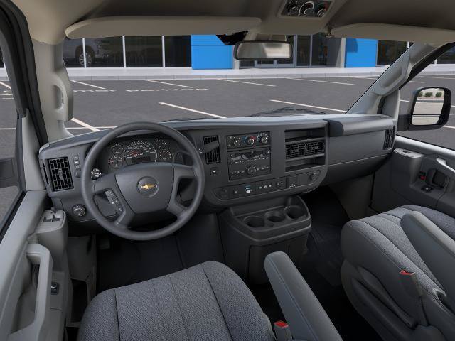 New 2026 Chevrolet Express 3500 LT w/ LT Preferred Equipment Group RWD image 15