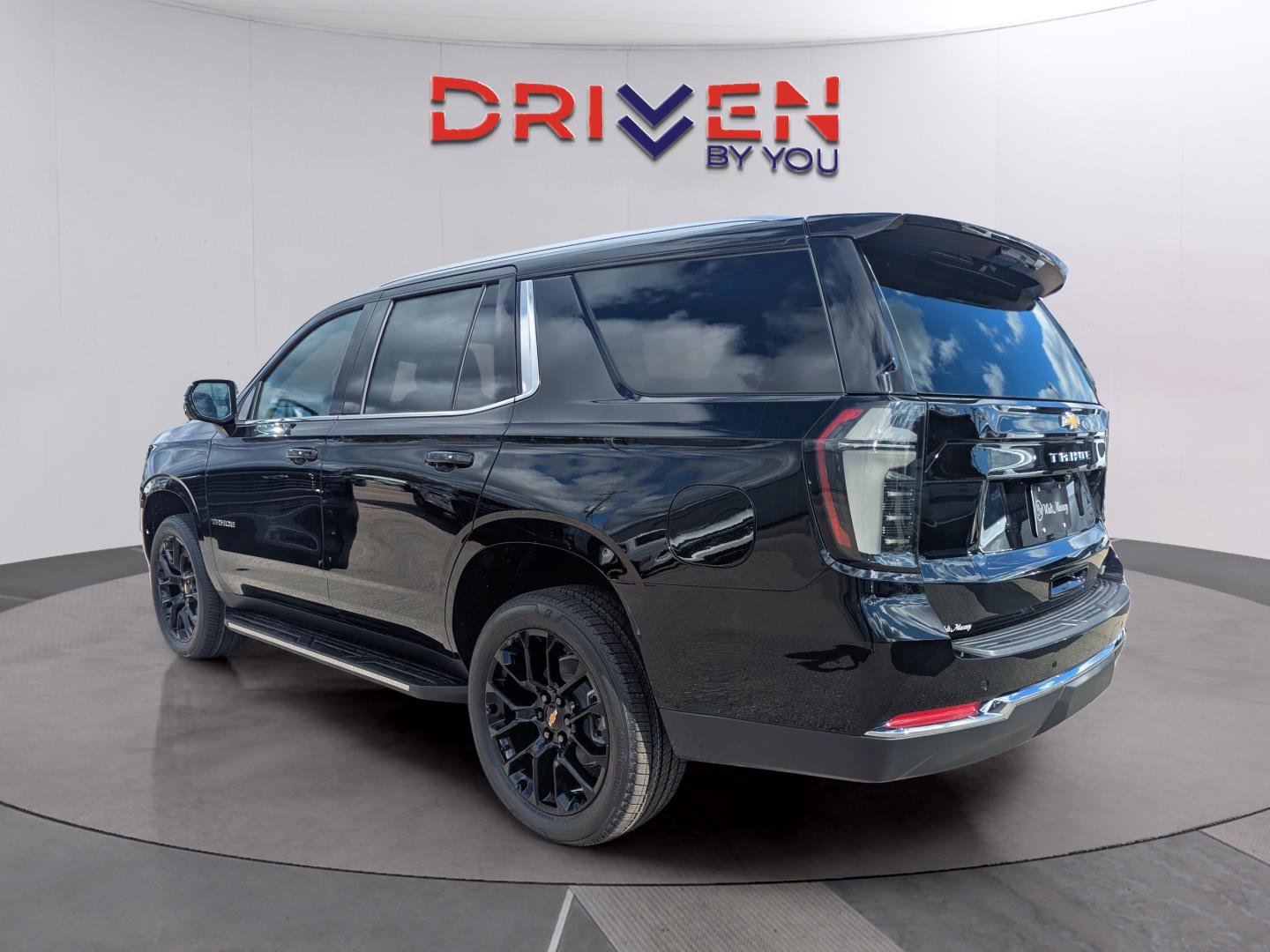 New 2026 Chevrolet Tahoe LT w/ Comfort Package image 3