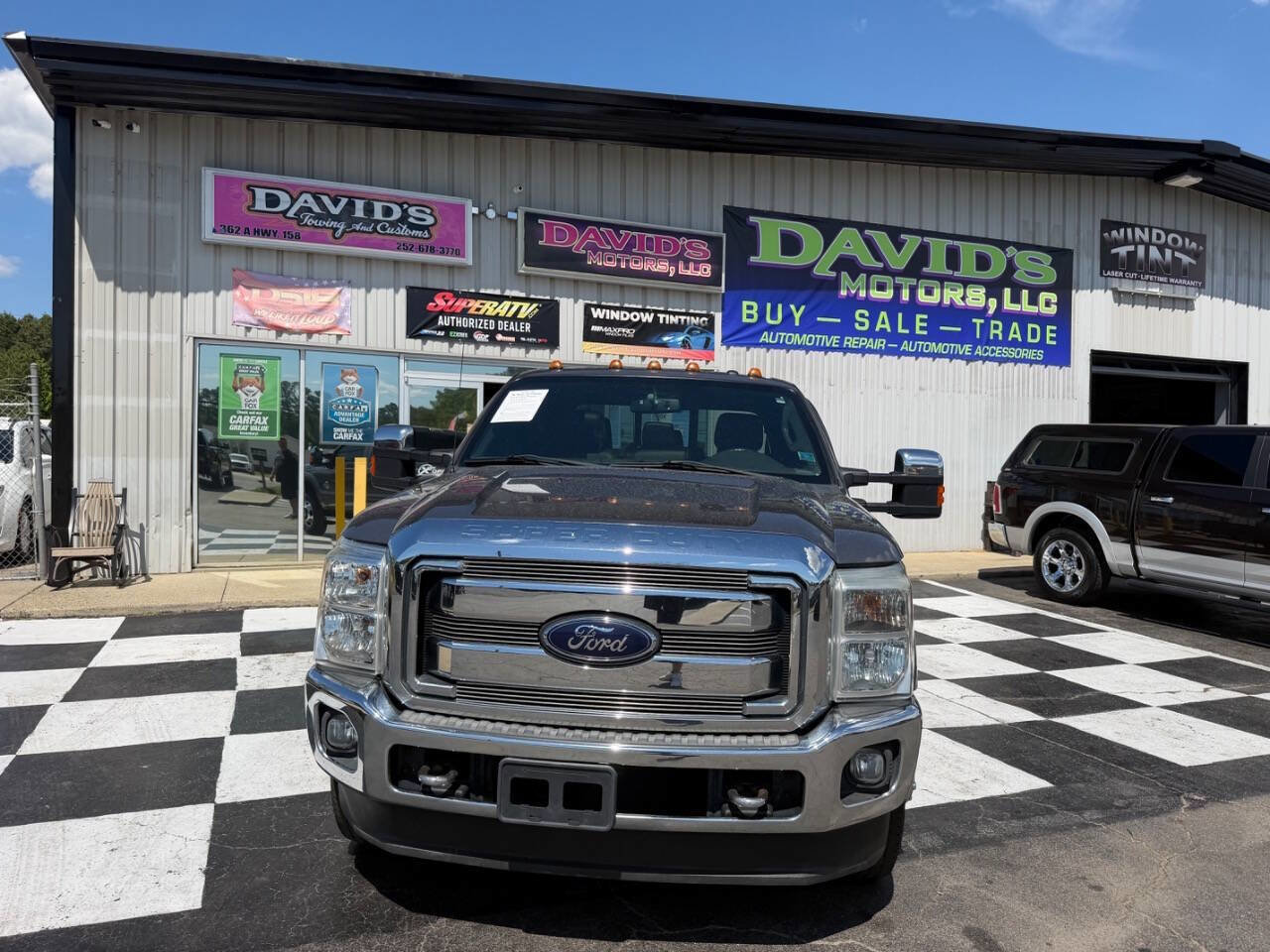 Used 2012 Ford F350 Lariat w/ Lariat Ultimate Pkg AWD/4WD image 3