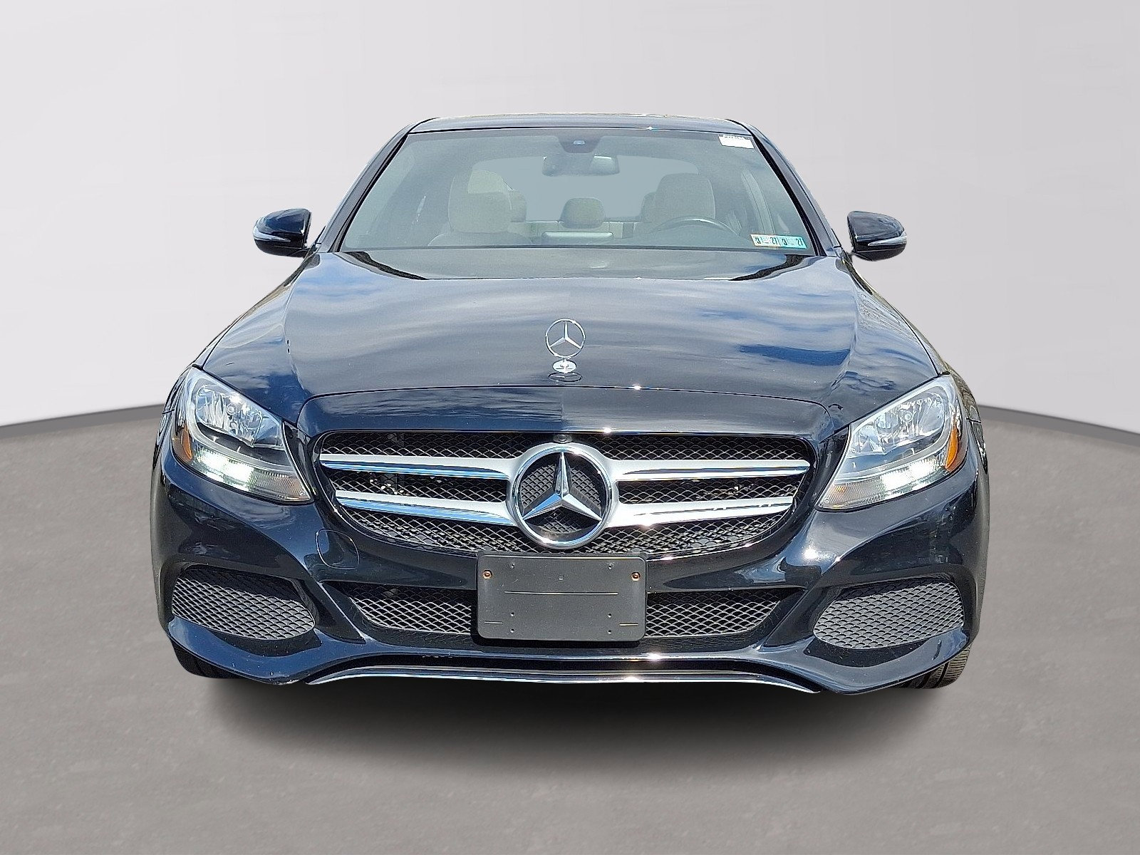Used 2018 Mercedes-Benz C 300 4MATIC Sedan image 2