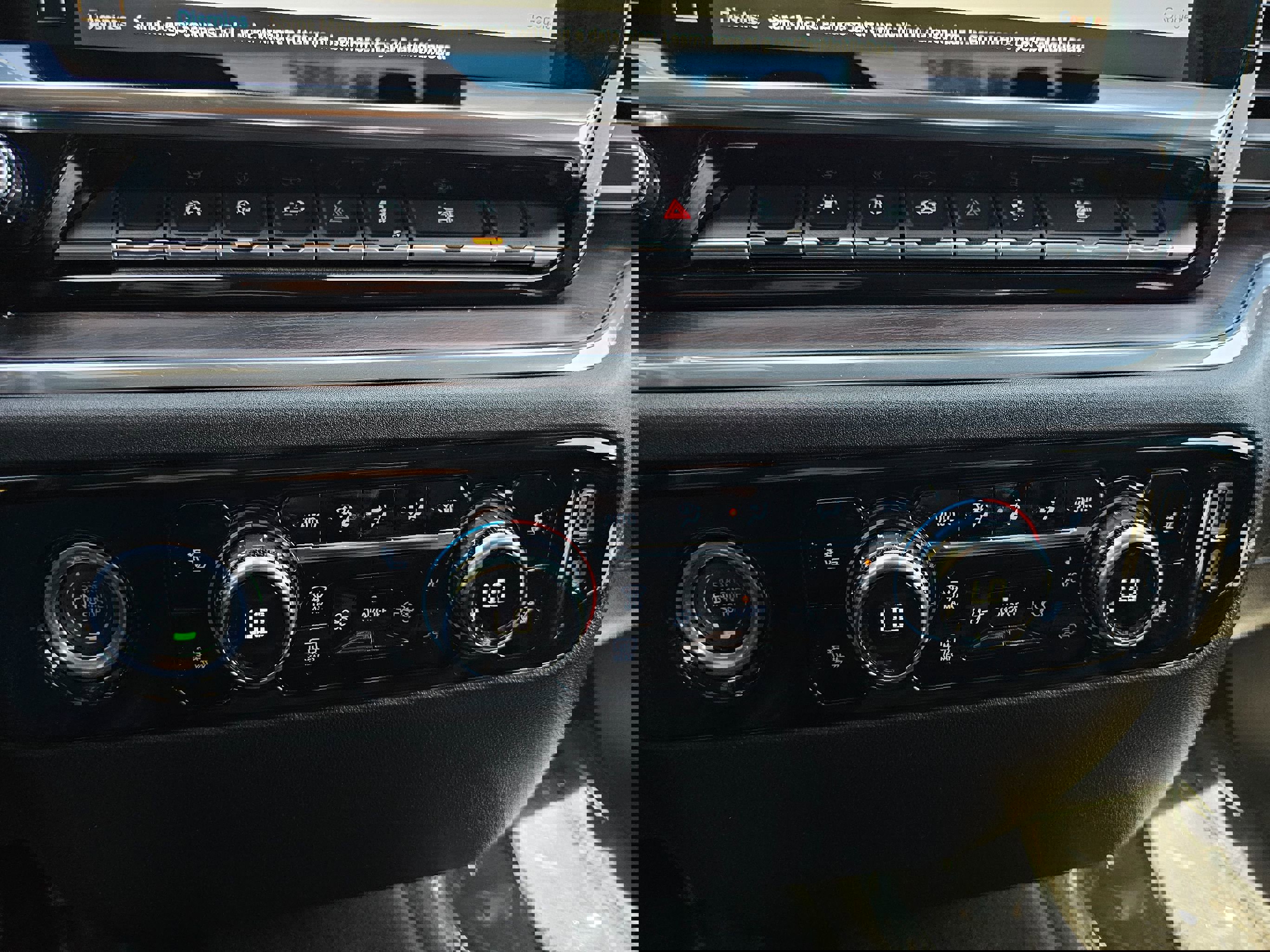 Used 2024 GMC Sierra 1500 SLT AWD/4WD image 35