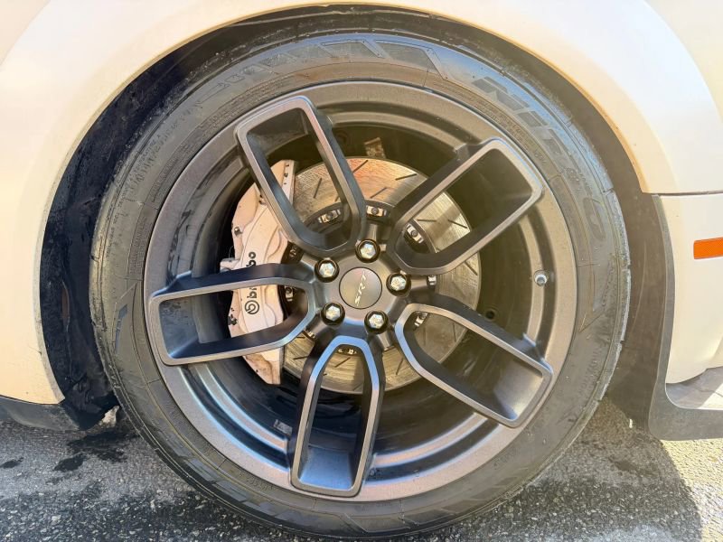 Used 2018 Dodge Challenger SRT Hellcat image 28