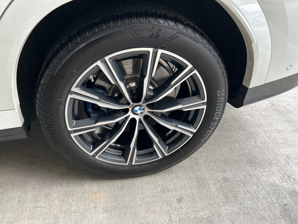 Used 2026 BMW X6 M60i image 19