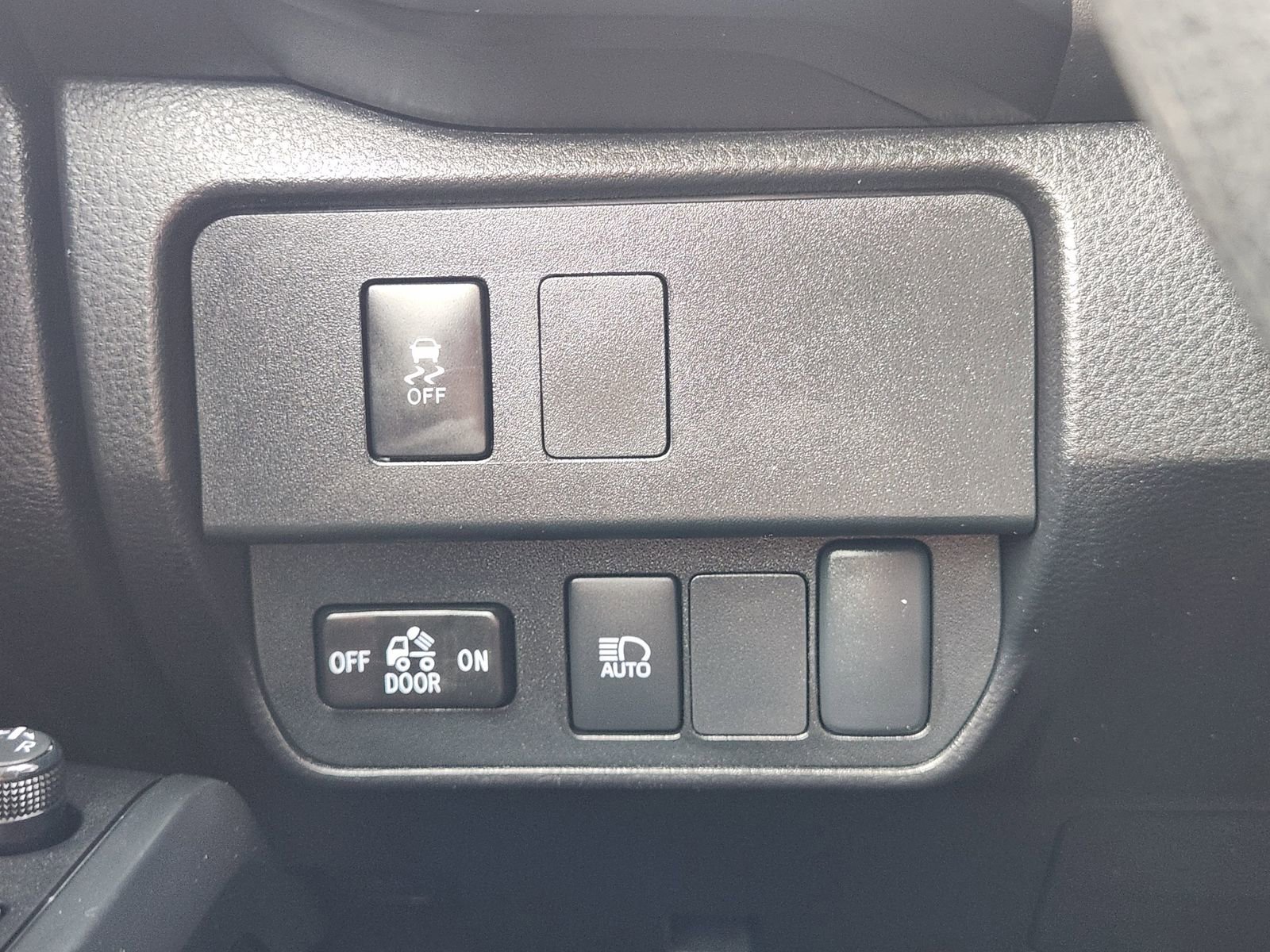 Used 2023 Toyota Tacoma SR image 21