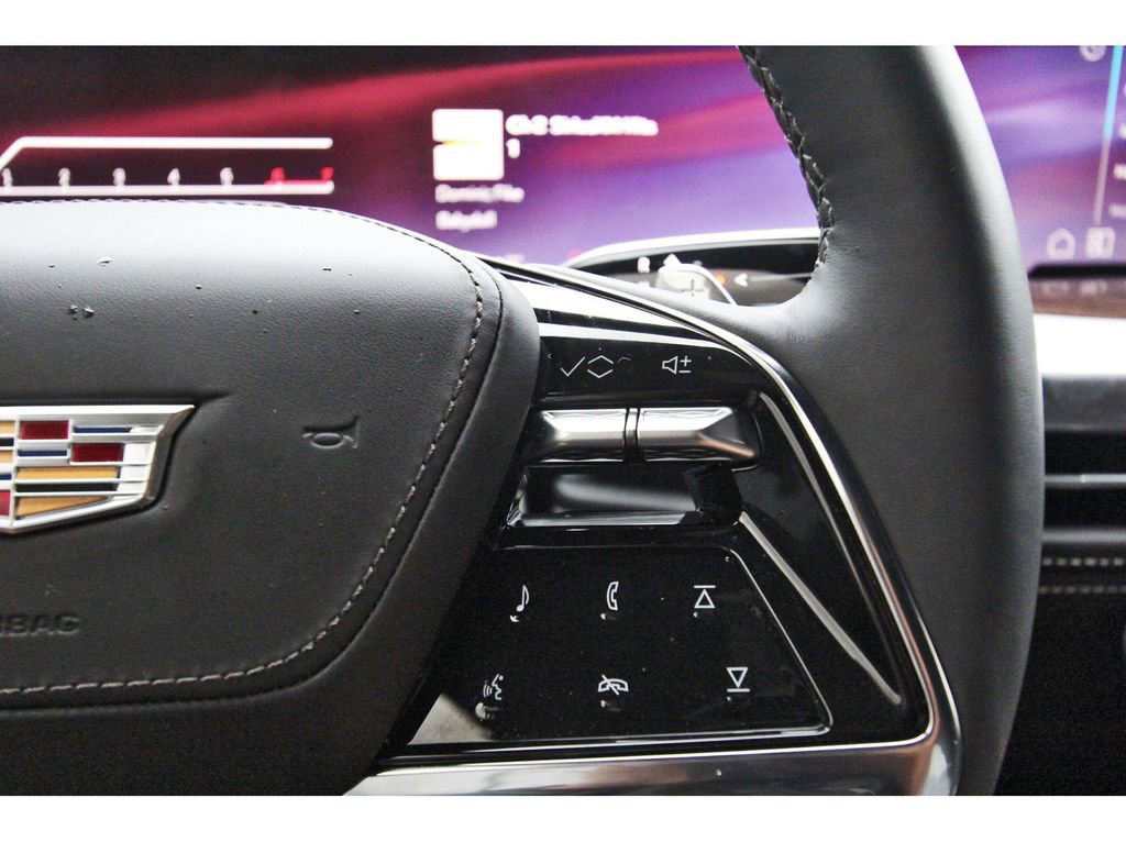 Used 2026 Cadillac Escalade Platinum Sport w/ LPO, ONYX Package AWD/4WD image 17