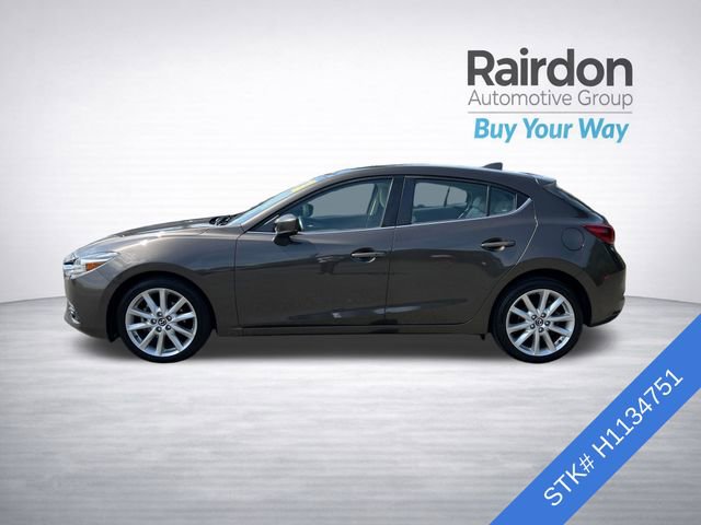 Used 2017 MAZDA MAZDA3 Grand Touring w/ Premium Equipment Package FWD image 4