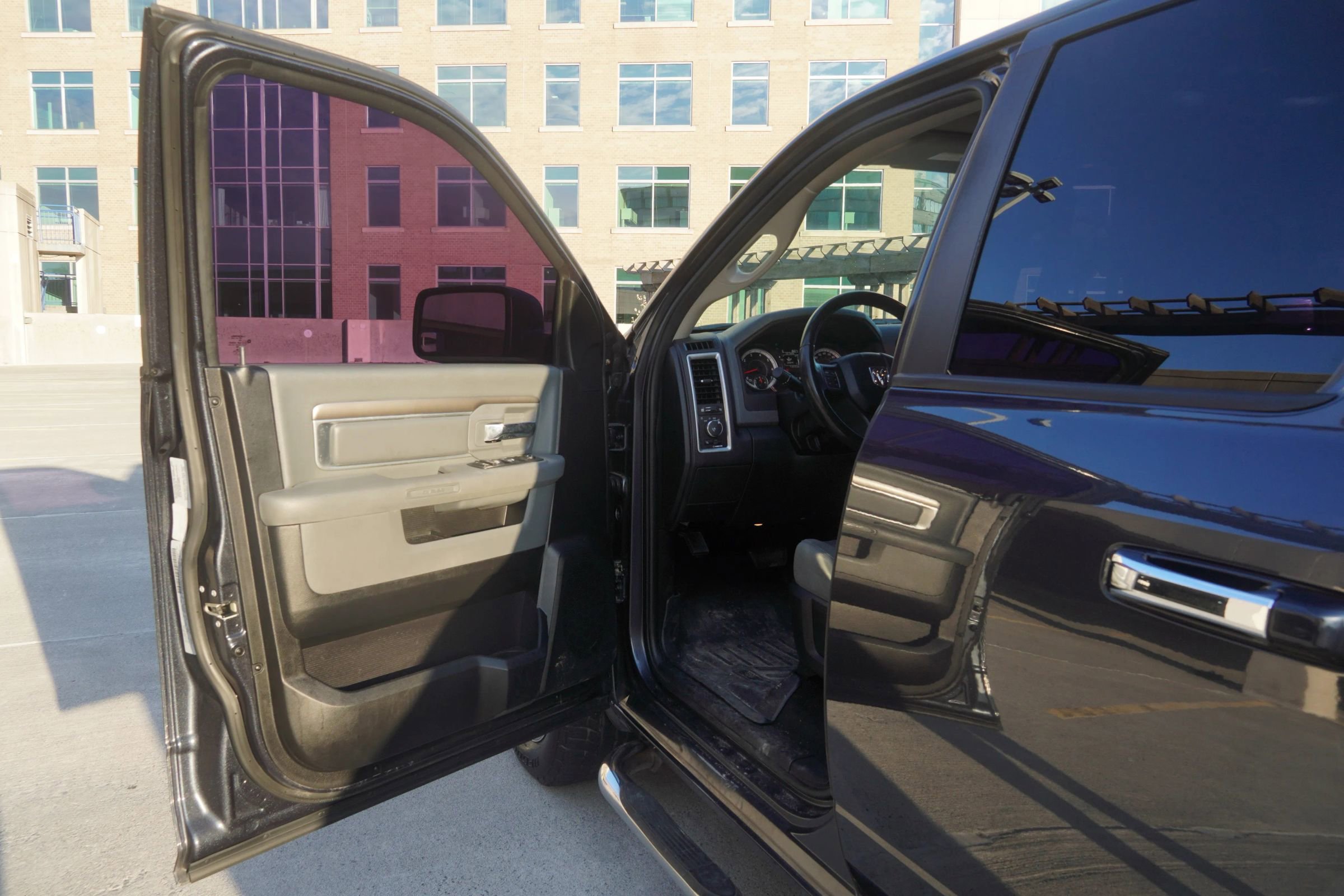 Used 2016 RAM 1500 Big Horn AWD/4WD image 11