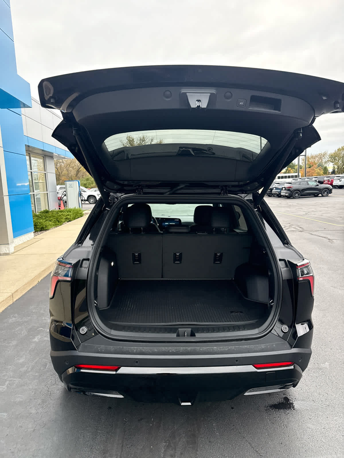 New 2027 Chevrolet Equinox RS w/ Safety and Technology Package AWD/4WD image 10