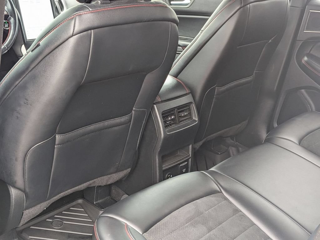 Used 2022 Ford Edge ST-Line AWD/4WD image 26