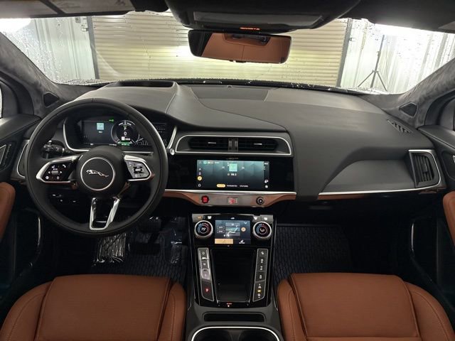 Used 2024 Jaguar I-PACE R-Dynamic HSE image 22