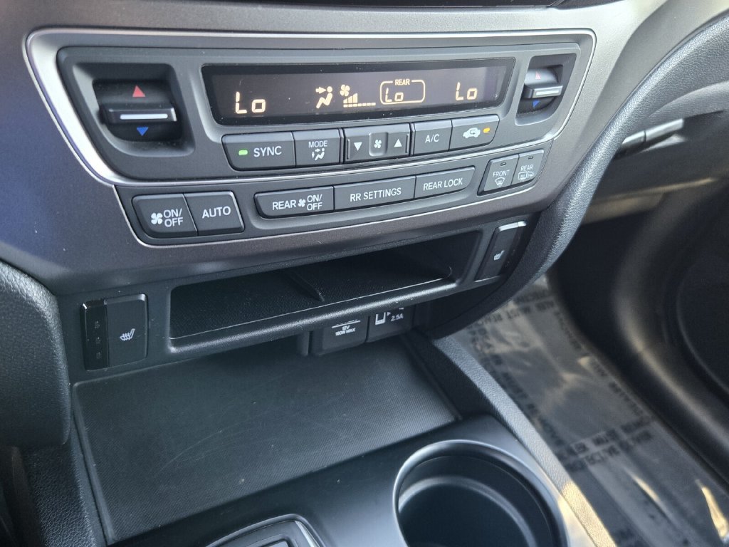 Used 2022 Honda Pilot Sport image 18