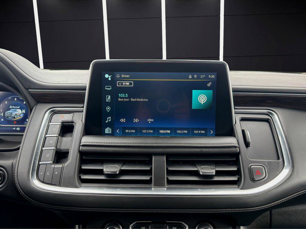 Used 2023 Chevrolet Suburban LT image 17