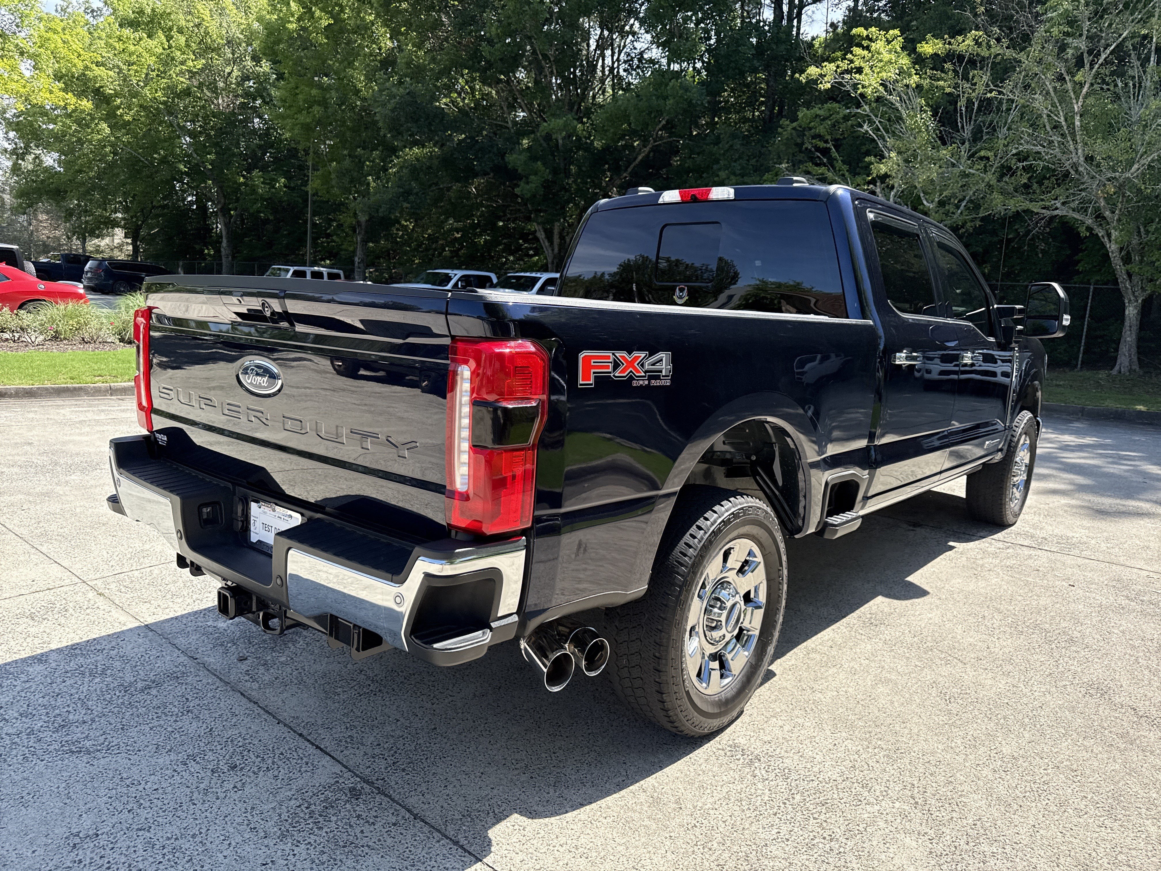 Used 2025 Ford F250 Lariat w/ Lariat Ultimate Package AWD/4WD image 7