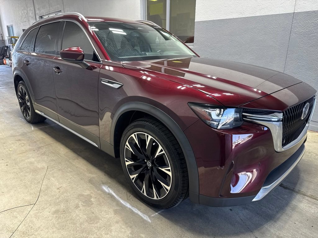 Used 2024 MAZDA CX-90 Plug-In Hybrid w/ Premium Pkg AWD/4WD image 4