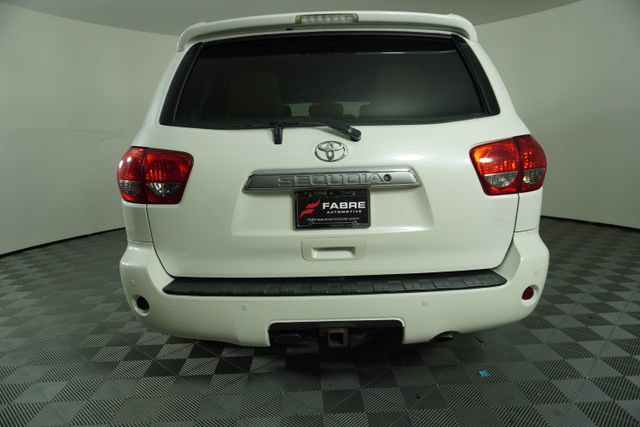 Used 2015 Toyota Sequoia Platinum RWD image 6