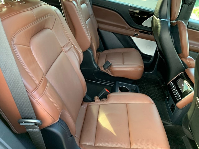Certified 2025 Lincoln Aviator Reserve w/ Luxury Package AWD/4WD image 15