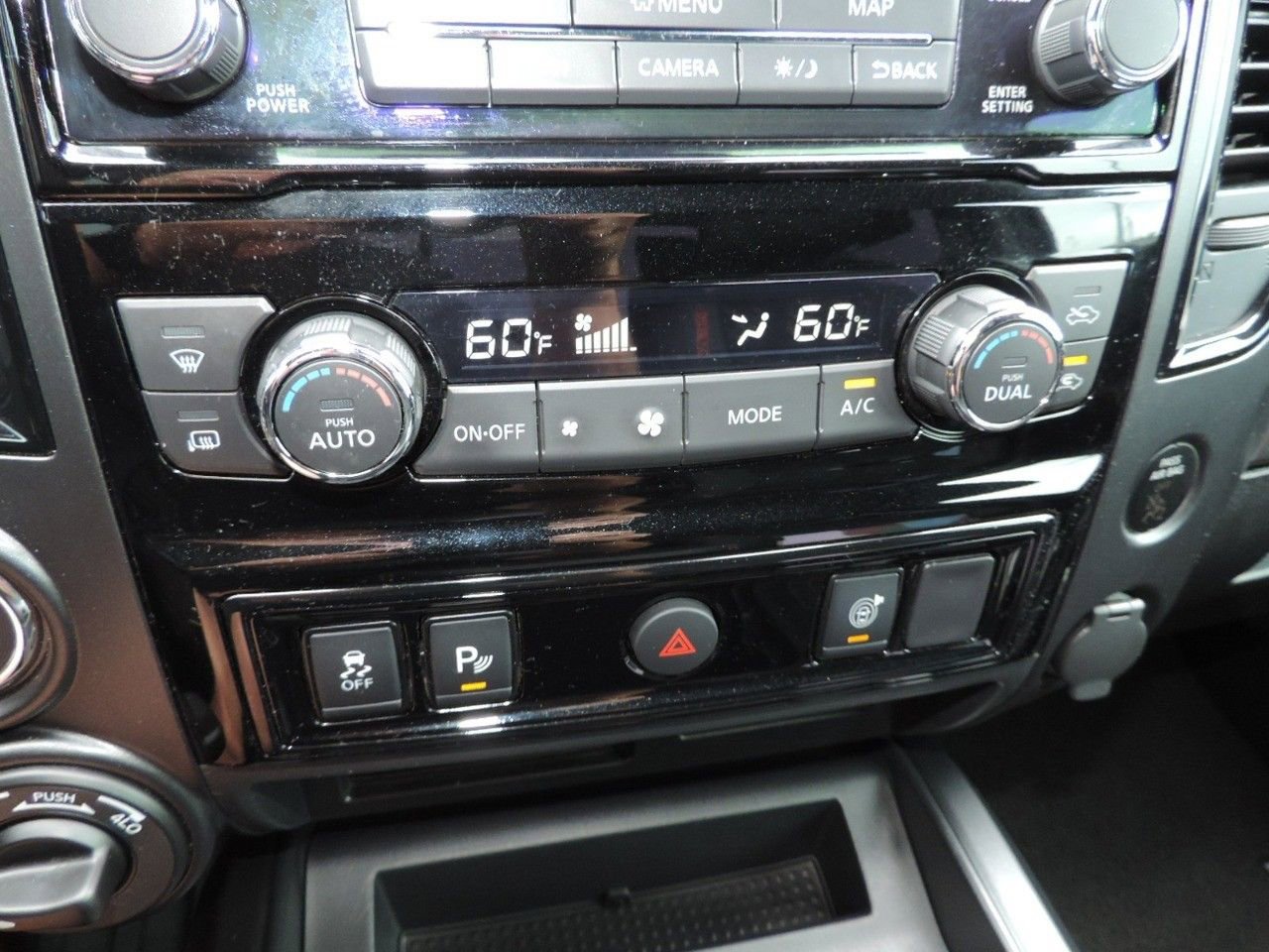 Used 2023 Nissan Titan PRO-4X image 24