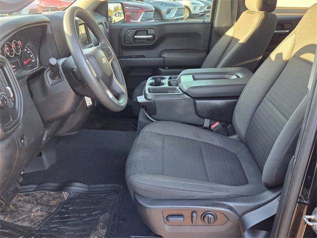 Used 2022 Chevrolet Silverado 1500 Custom w/ Safety Confidence Package image 9