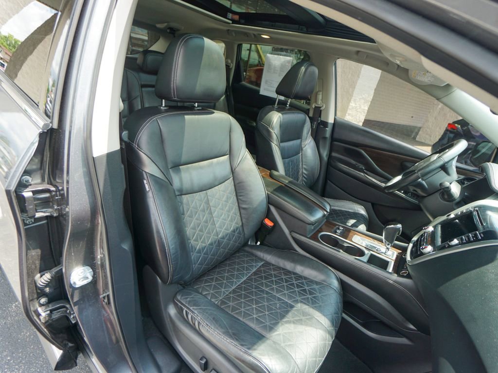 Used 2019 Nissan Murano Platinum w/ Cargo Package image 28