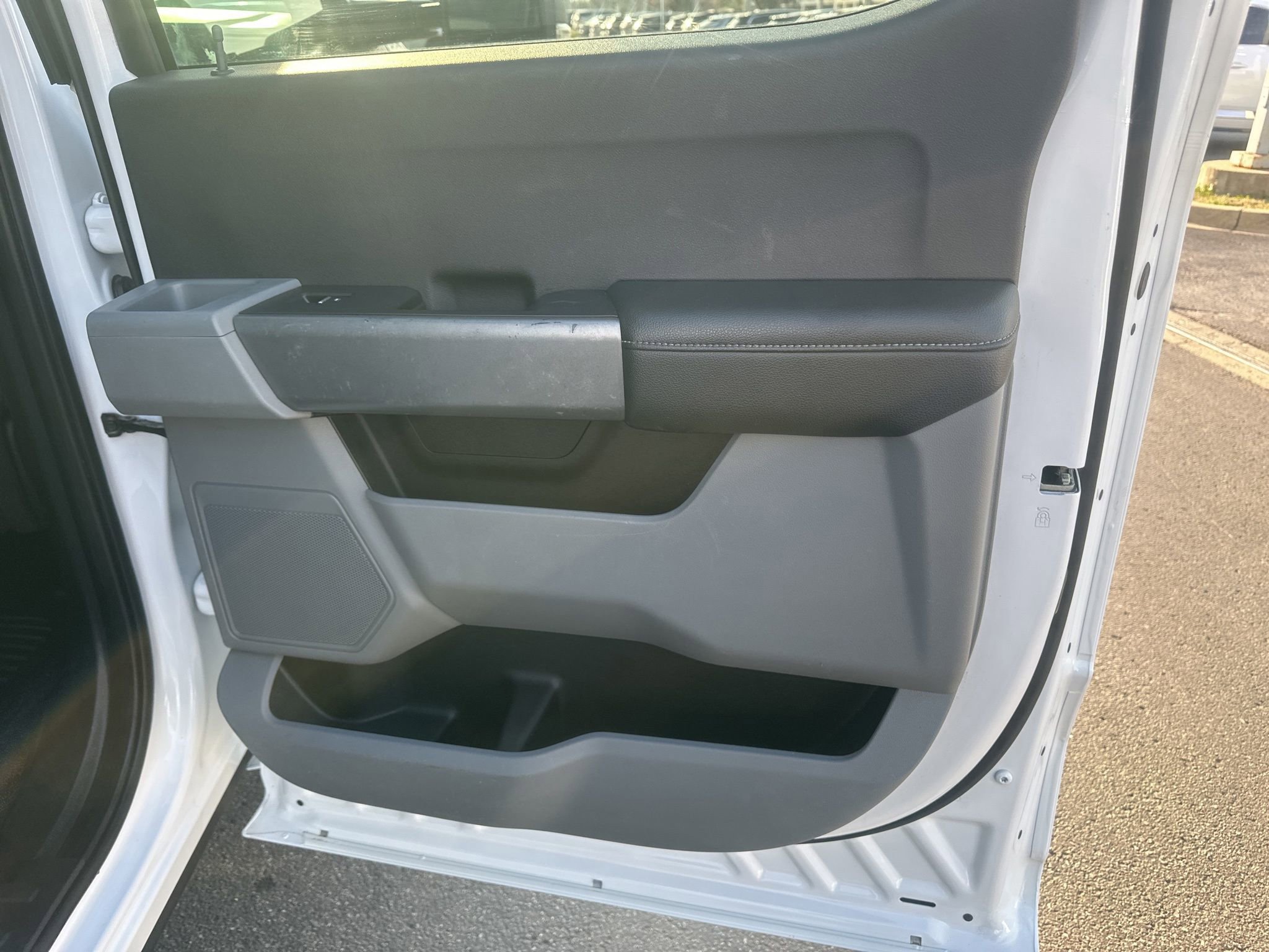 Used 2023 Ford F350 XLT image 13