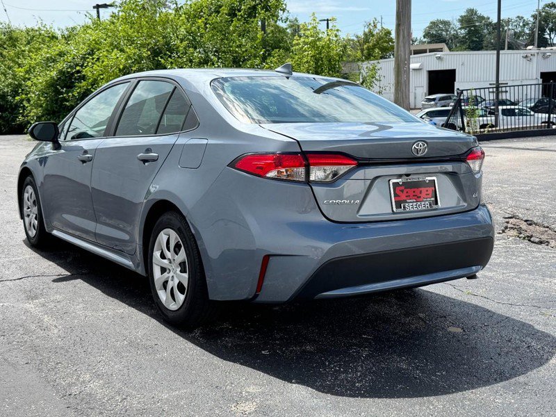 Certified 2022 Toyota Corolla LE image 4