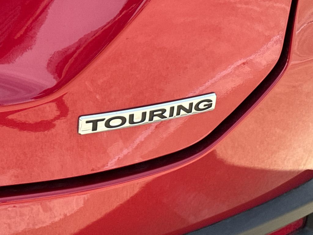 Certified 2025 Honda Pilot Touring image 8