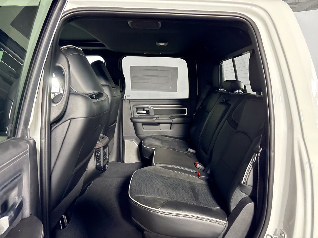 New 2026 RAM 2500 Laramie AWD/4WD image 21