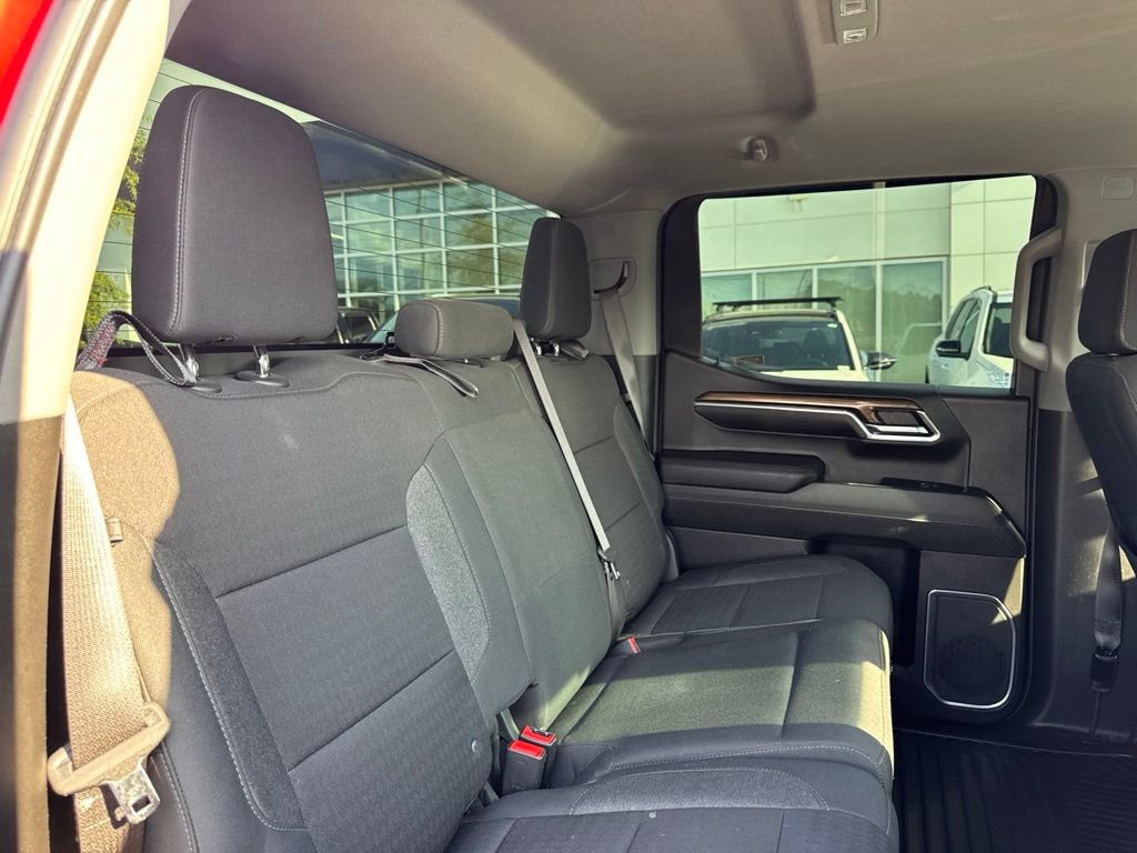 Used 2023 Chevrolet Silverado 1500 RST AWD/4WD image 25