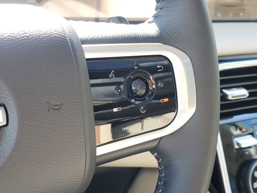 New 2026 Nissan Armada Platinum image 17